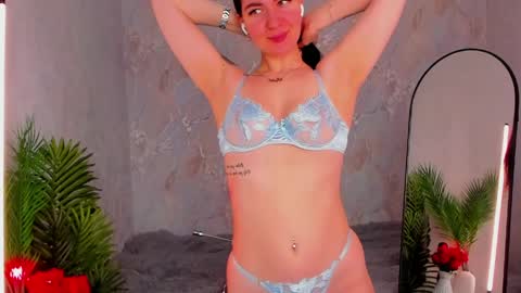 Sophia online show from 04-07-26, 03:18