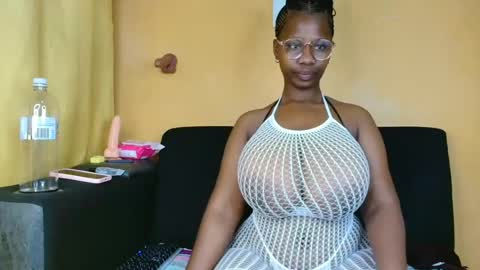 babyluciax online show from 06-24-26, 06:12
