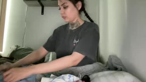 Snapshot of babymarie333 chatting on 05-18-26, 10:48 babymarie333 online show from 05-18-26, 10:48