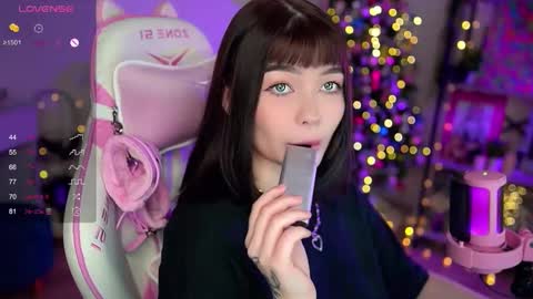 Nika online show from 12-26-24, 10:41