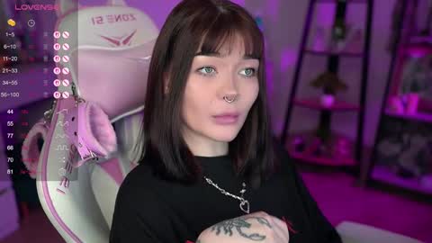 Nika online show from 02-22-25, 10:52