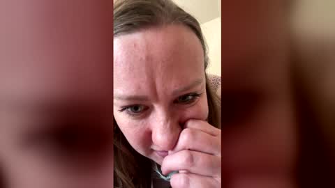 Snapshot of babyslut03_23 chatting on 03-17-26, 09:29 babyslut03_23 online show from 03-17-26, 09:29