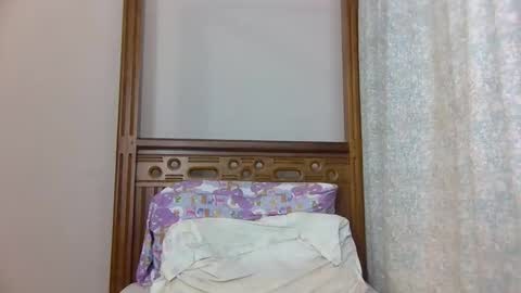 babytylerr online show from 10-09-25, 11:19