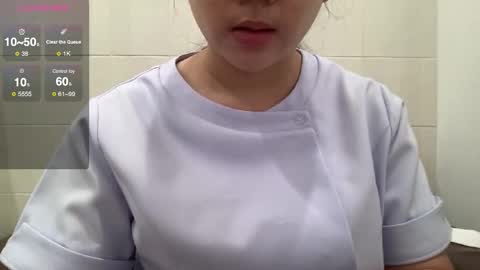 Baby Unicorn online show from 12-17-25, 01:11