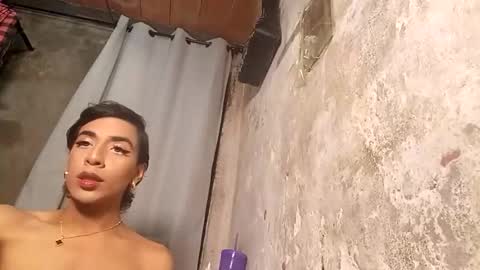 Snapshot of babyy_foxxy chatting on 10-18-25, 08:53 Megan online show from 10-18-25, 08:53