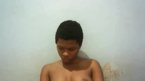 Snapshot of babyzuri chatting on 02-20-26, 08:27 Zuri online show from 02-20-26, 08:27