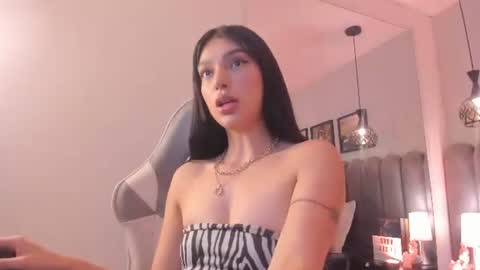 Snapshot of bad__girll_ chatting on 07-14-26, 03:22 bad__girll_ online show from 07-14-26, 03:22