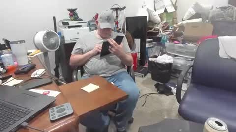 Snapshot of bad_boy4u2abuse chatting on 01-06-26, 07:56 bad_boy4u2abuse online show from 01-06-26, 07:56