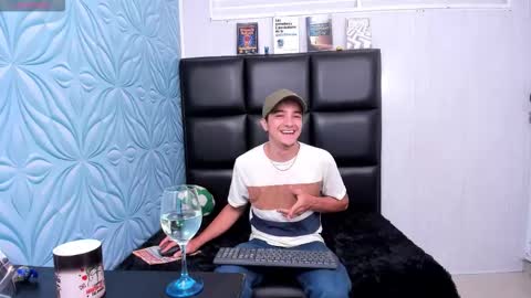 bad_boy_21_ online show from 02-15-26, 05:15