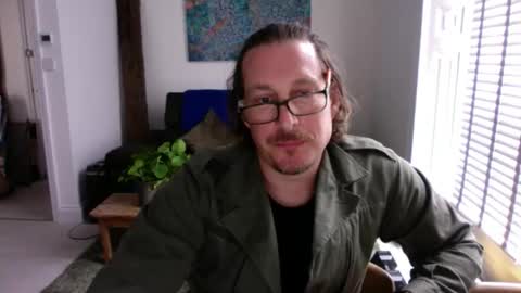 Snapshot of bad_dad43 chatting on 06-05-26, 06:52 Bad dad43 online show from 06-05-26, 06:52