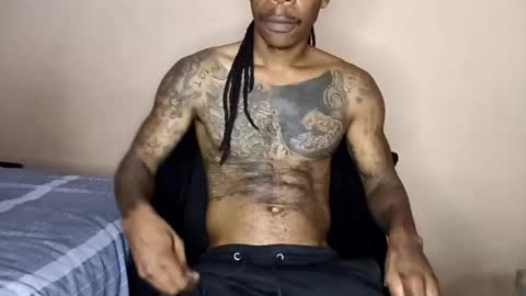 Snapshot of bad_dawgg chatting on 05-25-26, 05:57 rastafaria online show from 05-25-26, 05:57