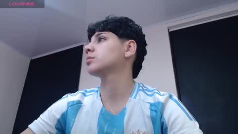 Anna online show from 12-18-24, 03:22