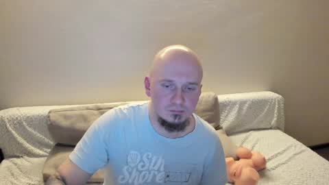 Snapshot of bad_hot_boy__209123 chatting on 12-25-24, 10:16 Mike online show from 12-25-24, 10:16