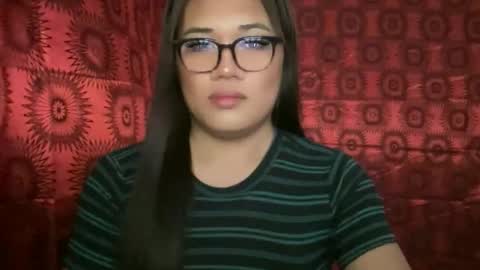 Snapshot of bad_kitty_amara chatting on 05-17-26, 01:25 AMARA - FOLLOW ME AND THUMBS UP online show from 05-17-26, 01:25
