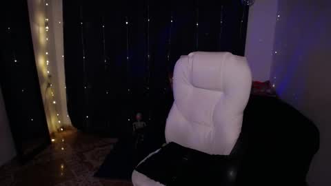 Scarlett online show from 02-18-25, 11:08