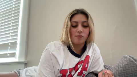 Snapshot of badbihdani18 chatting on 06-23-26, 08:07 badbihdani18 online show from 06-23-26, 08:07