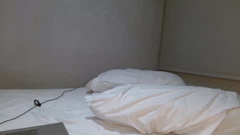 badbunny_69_ online show from 01-25-25, 01:54