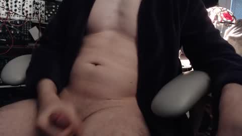 Snapshot of badcomrade2 chatting on 03-03-25, 12:48 badcomrade2 online show from 03-03-25, 12:48