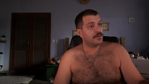 Snapshot of baddaddybrasil chatting on 01-17-25, 08:00 Baddaddybrazil online show from 01-17-25, 08:00