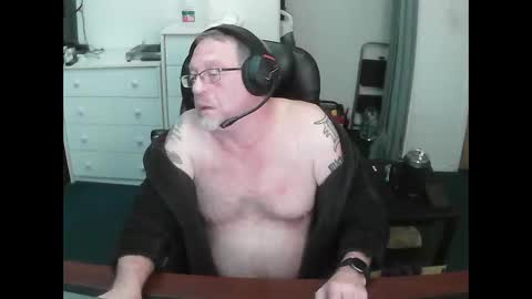 SexyBaddass online show from 10-30-25, 05:09