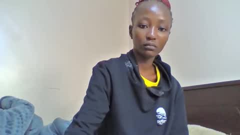 Snapshot of baddie_bunnie chatting on 01-08-26, 07:43 baddie_bunnie online show from 01-08-26, 07:43