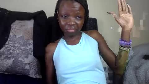 Snapshot of baddie_floxxy chatting on 06-19-26, 05:23 baddie_floxxy online show from 06-19-26, 05:23