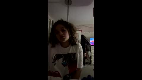 baddiegirl_18 online show from 06-08-26, 12:14