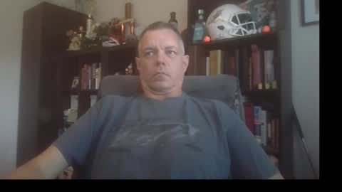 Snapshot of badger32934 chatting on 02-25-25, 07:25 Badger online show from 02-25-25, 07:25