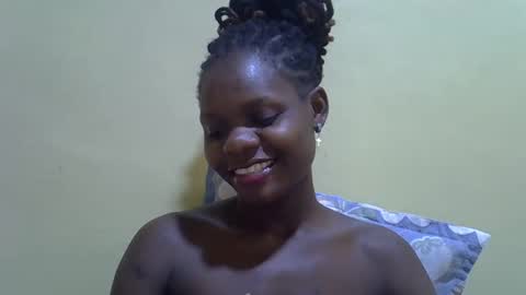Snapshot of badgirl_p chatting on 11-01-25, 01:02 Princess online show from 11-01-25, 01:02