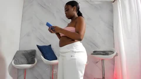 candy and dayan online show from 02-05-25, 11:02