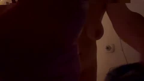 Snapshot of badgirlsclub1029 chatting on 12-02-24, 12:19 badgirlsclub1029 online show from 12-02-24, 12:19