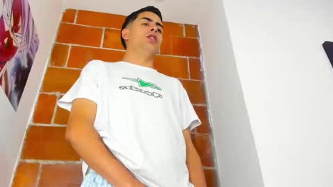 Juan Help us reach 100 likes online show from 12-26-24, 04:25