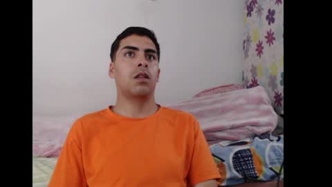 Juan Help us reach 100 likes online show from 01-11-25, 06:23