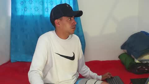 Juan Help us reach 100 likes online show from 02-07-25, 01:01