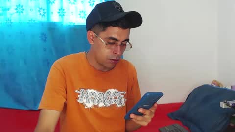 Juan Help us reach 100 likes online show from 02-21-25, 07:10