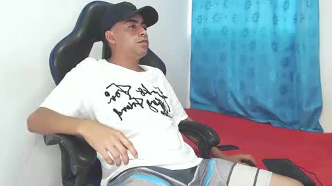 Juan Help us reach 100 likes online show from 02-25-25, 12:13