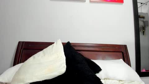 Snapshot of badoozdoll69 chatting on 03-08-25, 02:23 Alexandra  Independent model online show from 03-08-25, 02:23