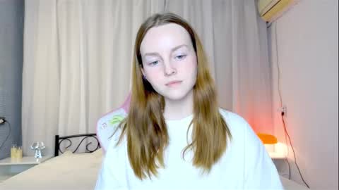 Snapshot of bae_cake__ chatting on 09-21-25, 07:37 Alice online show from 09-21-25, 07:37