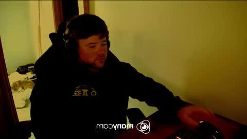 Snapshot of baftez chatting on 02-08-26, 05:22 Baffels online show from 02-08-26, 05:22