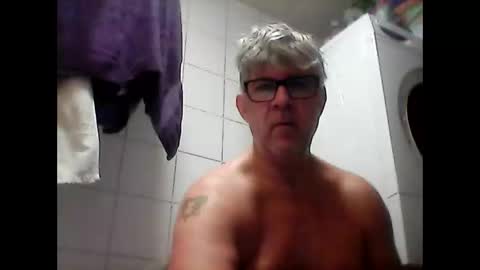 Snapshot of baggelina75 chatting on 12-27-24, 09:50 baggelina75 online show from 12-27-24, 09:50