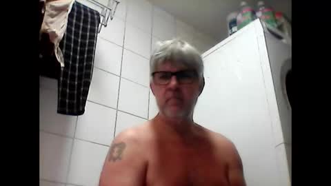 Snapshot of baggelina75 chatting on 01-09-25, 04:52 baggelina75 online show from 01-09-25, 04:52