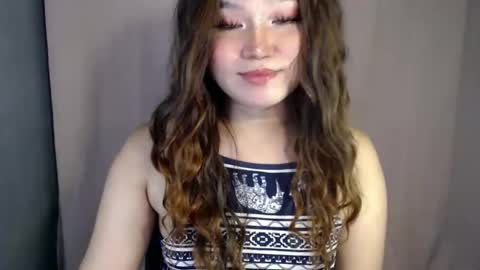 Snapshot of bahoglaway69 chatting on 11-25-25, 05:46 april online show from 11-25-25, 05:46