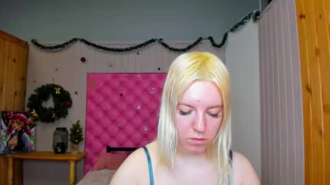 holly online show from 02-18-25, 07:54