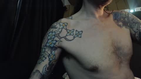 Snapshot of bailey39 chatting on 12-11-24, 05:00 Bailey online show from 12-11-24, 05:00