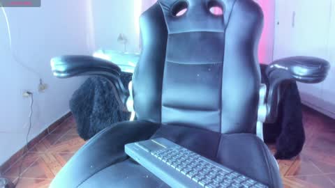 IM BAILEY online show from 01-15-25, 10:13