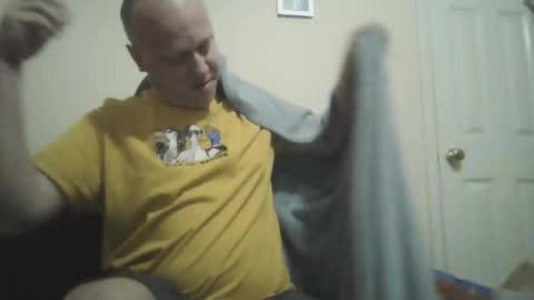 Snapshot of ballzrockwell chatting on 06-08-26, 12:27 ballzrockwell online show from 06-08-26, 12:27