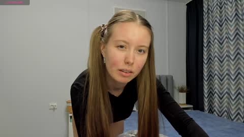 Snapshot of bam_bi chatting on 12-07-24, 02:09 Kira online show from 12-07-24, 02:09