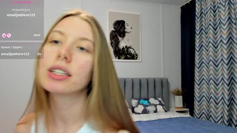 Snapshot of bam_bi chatting on 01-15-25, 08:05 Kira online show from 01-15-25, 08:05