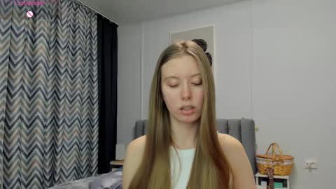 Snapshot of bam_bi chatting on 03-07-25, 01:31 Kira online show from 03-07-25, 01:31