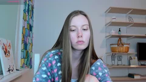 Snapshot of bam_bi chatting on 09-28-25, 03:50 Kira online show from 09-28-25, 03:50